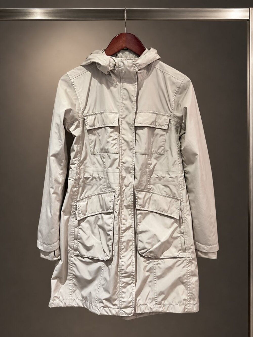 ATHLETA Hooded Rain Jacket Parka Stone Cinched Waist Cargo Pockets Size XXS